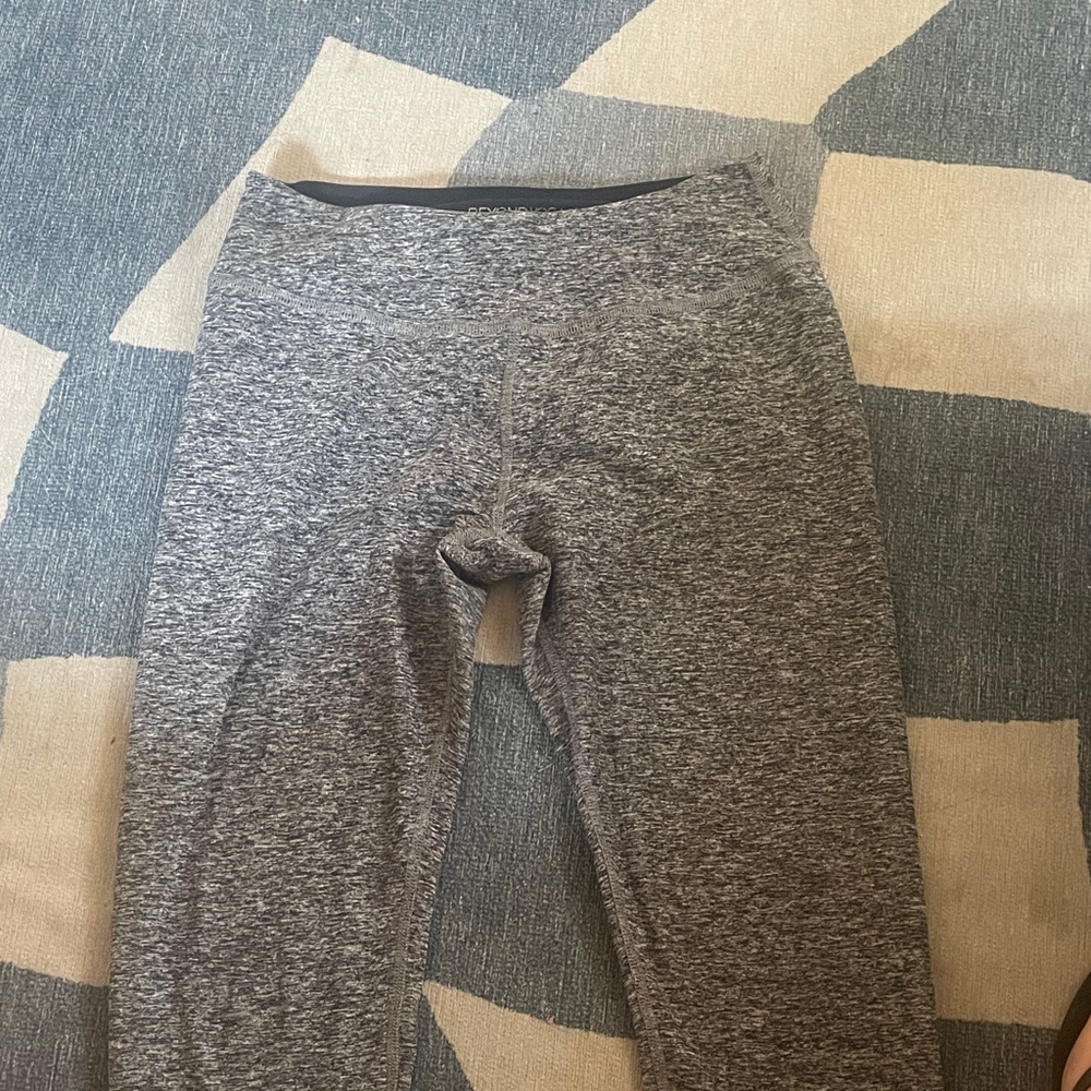 Beyond Yoga Kids Gray Leggings